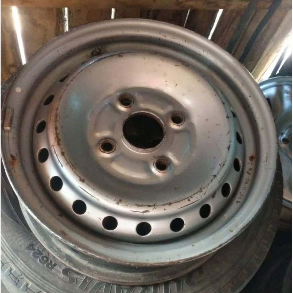 velg OEM Xenia Avanza r14 pcd 114