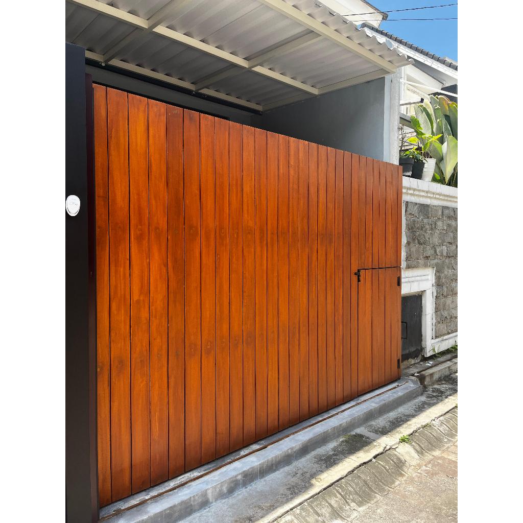 Pagar Rumah Motif Kayu