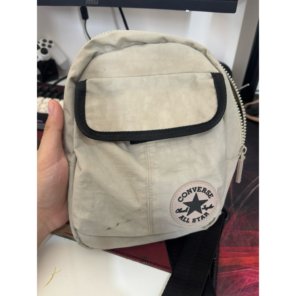 converse waistbag