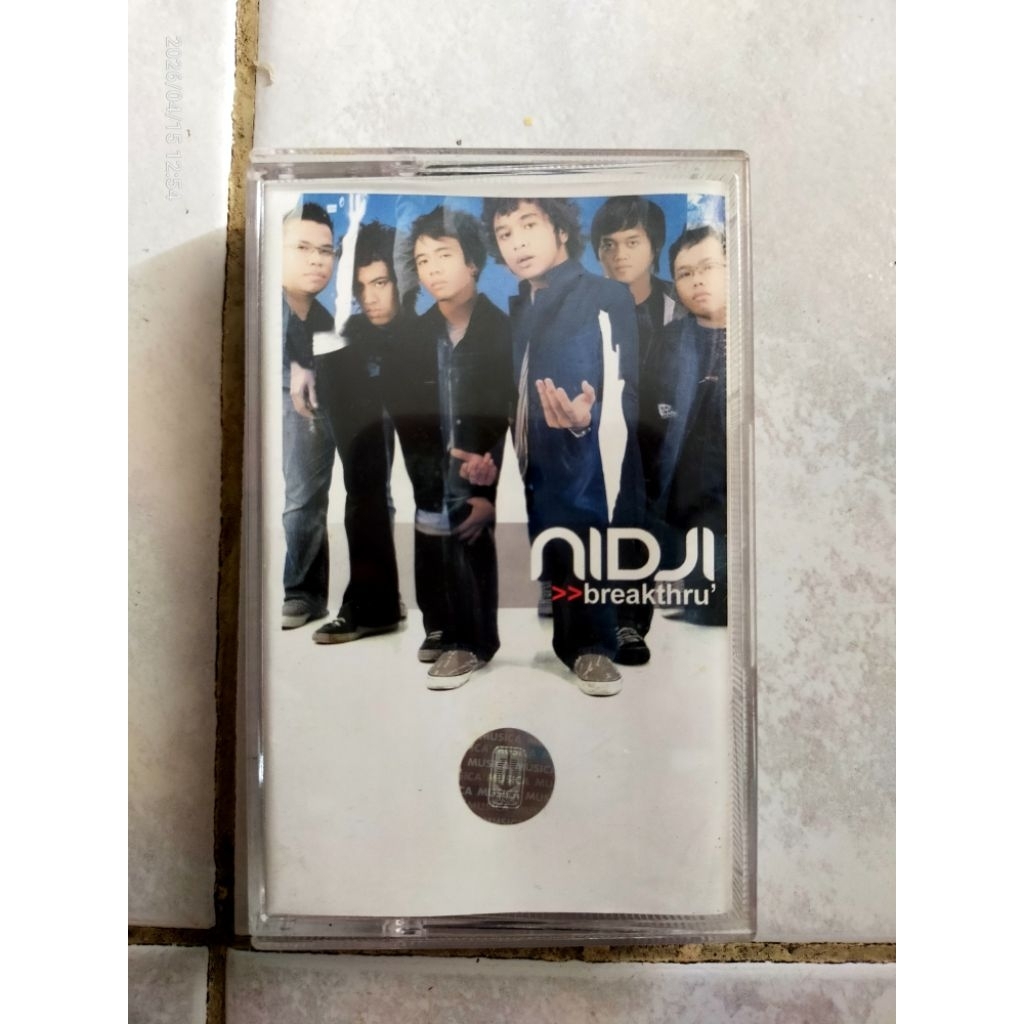 kaset pita NIDJI "breakthru"