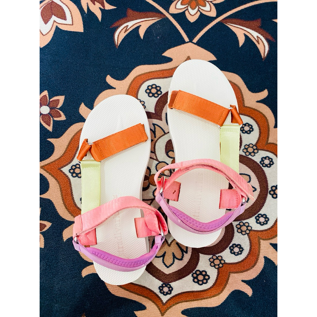 STRADIVARIUS - P L SANDAL STRADIVARIUS