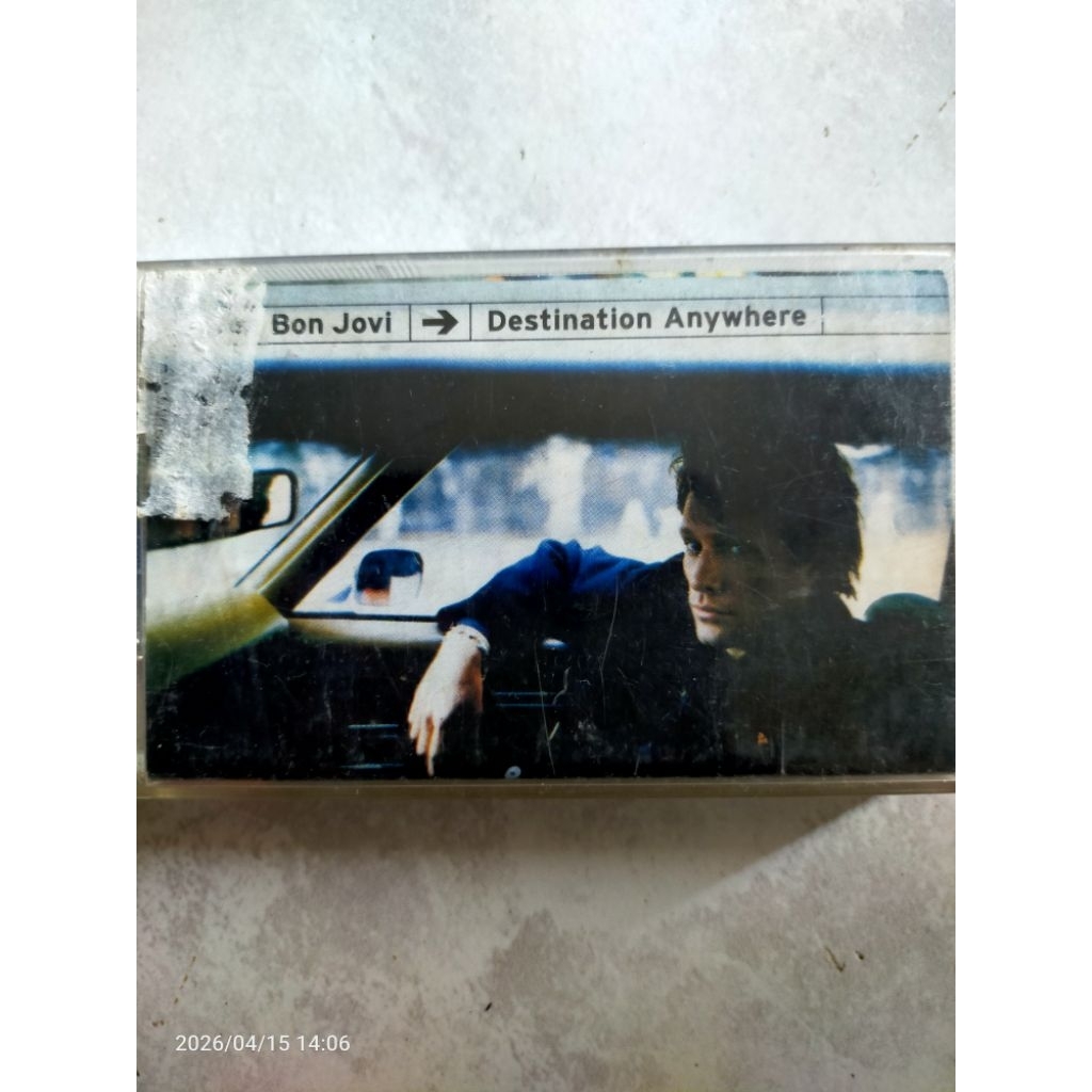 kaset pita jadul JON BON JOVI " destination anywhere