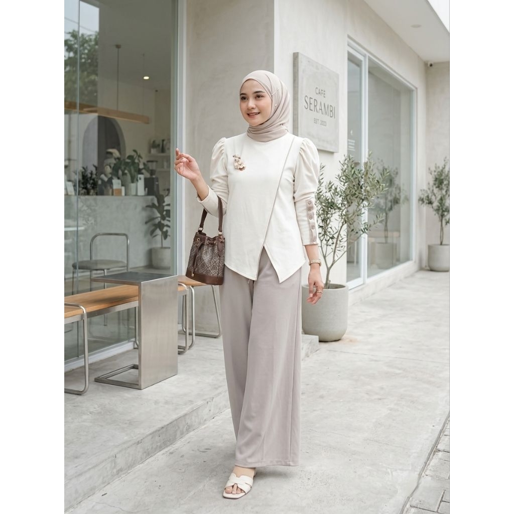 Clarke Setelan Knit Wanita Premium | Setelan Celana Kaos Murah Premium | One Set Polos Knit Kekinian