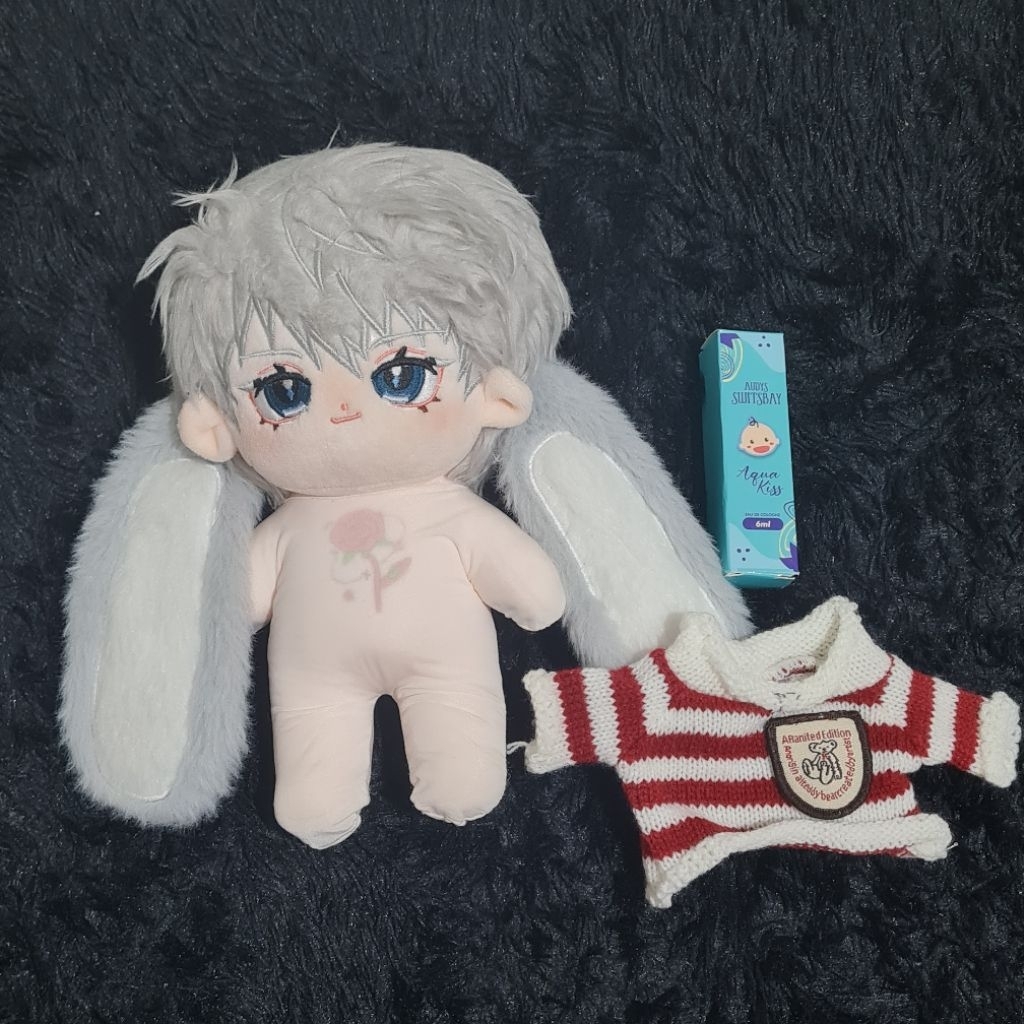 Xavier Love and Deepspace Bunny Doll 20cm