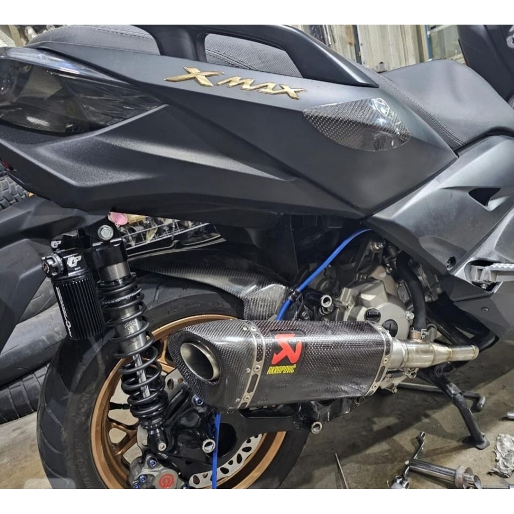 Akrapovic Slovenia karbon original X-Max