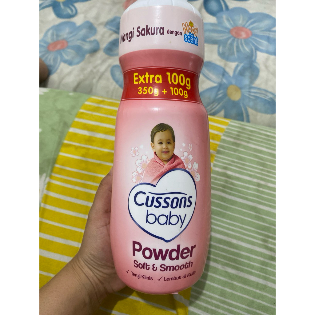 cusson baby powder wangi sakura
