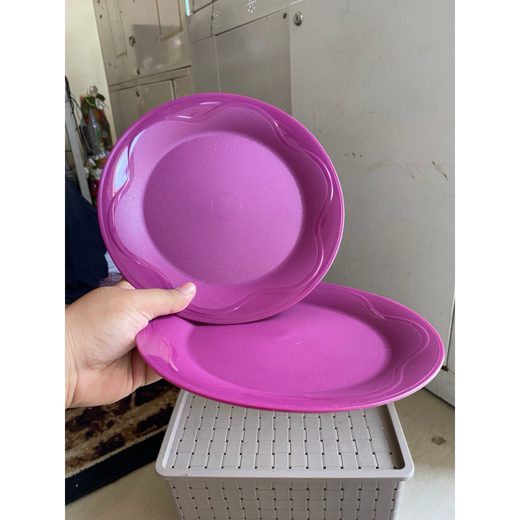 piring ungu tupperware set isi 2