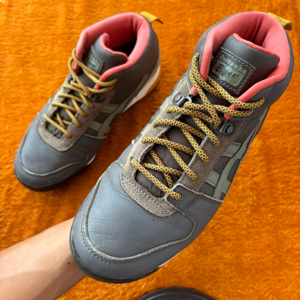 sepatu ONITSUKA TIGER HORIZONIA MT Size 39 Insole 24,5cm