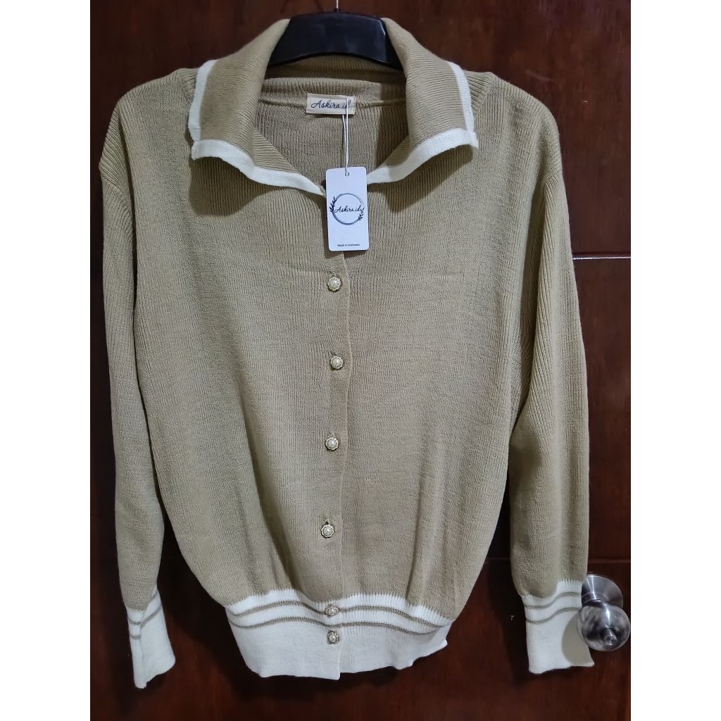 Cardigan rajut tebal wanita