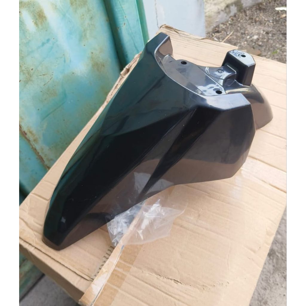 Slebor depan Vario led 125 old hitam