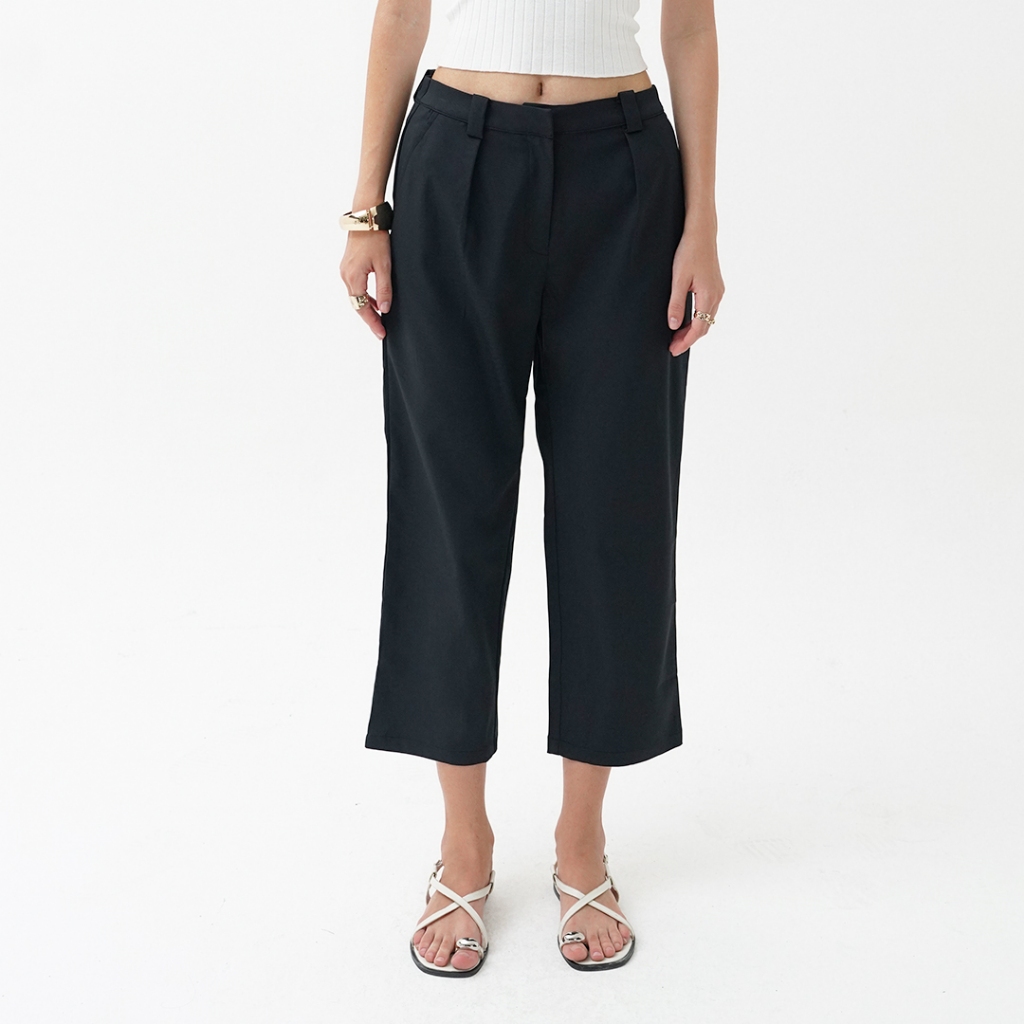 Mississippi Darted Trousers Celana Wanita Panjang LIN000701M Hitam