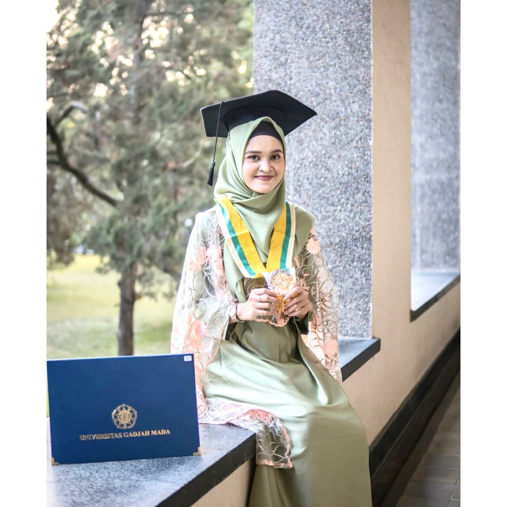 Preloved dress wisuda sage (Free hijab ya)