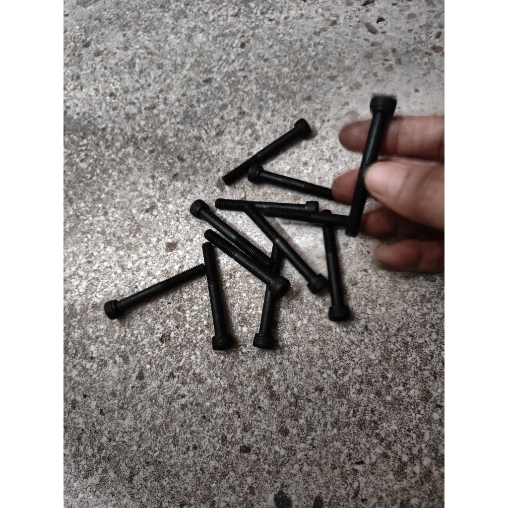 baut L Baja hitam m6x50mm 12.9/ baut L m6x50 Baja hitam Kualitas Bagus / baut L m6 x 50 Baja 12.9/ b