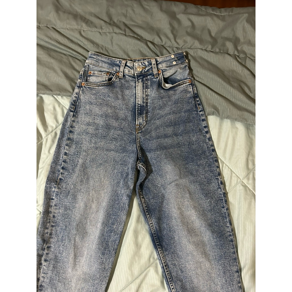 MOM JEANS H&M