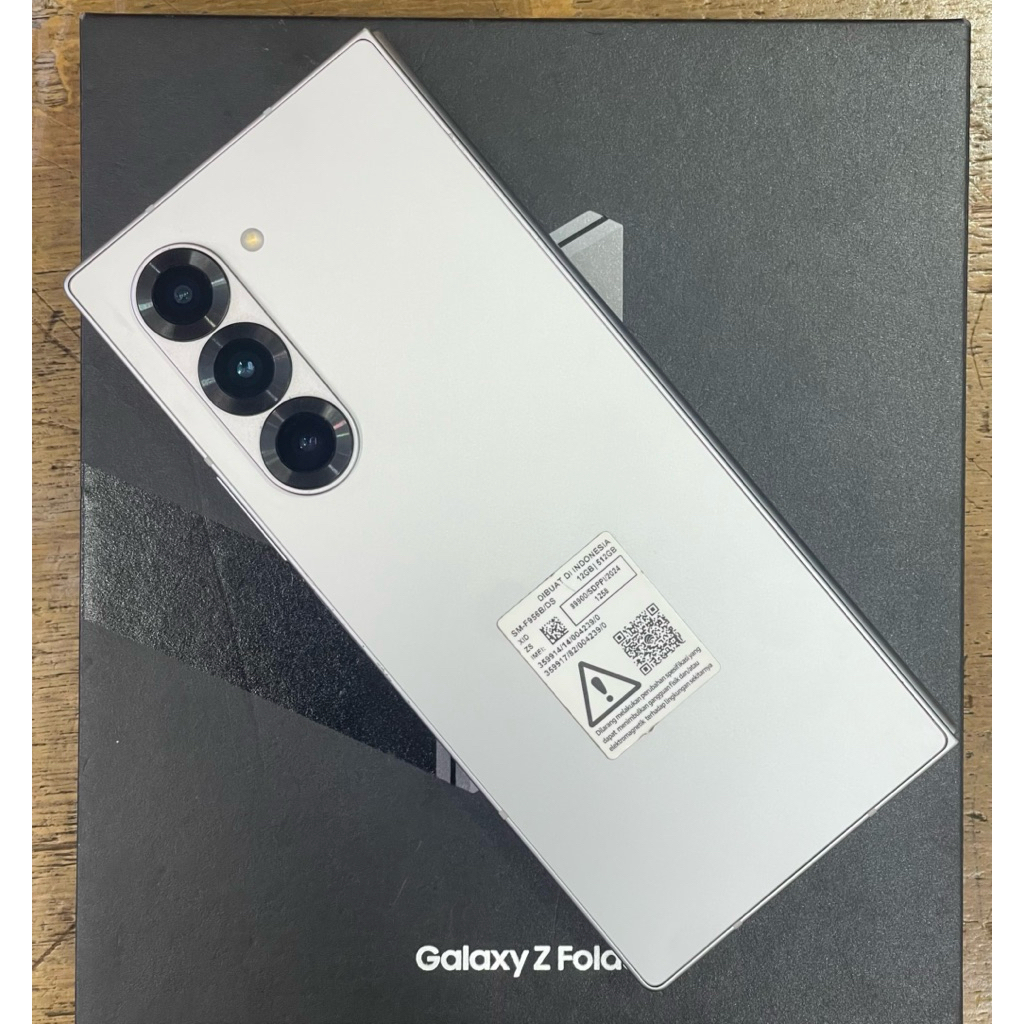 Hp Second SAMSUNG Z Fold6 12GB/512GB Fullset