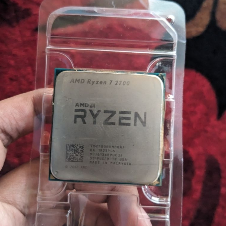 AMD Ryzen 7 2700