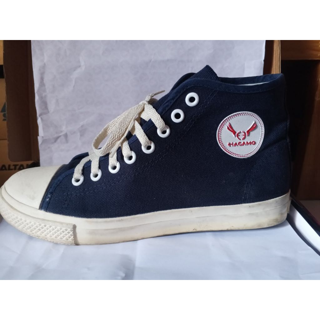 Sepatu Preloved 42 Hagamo