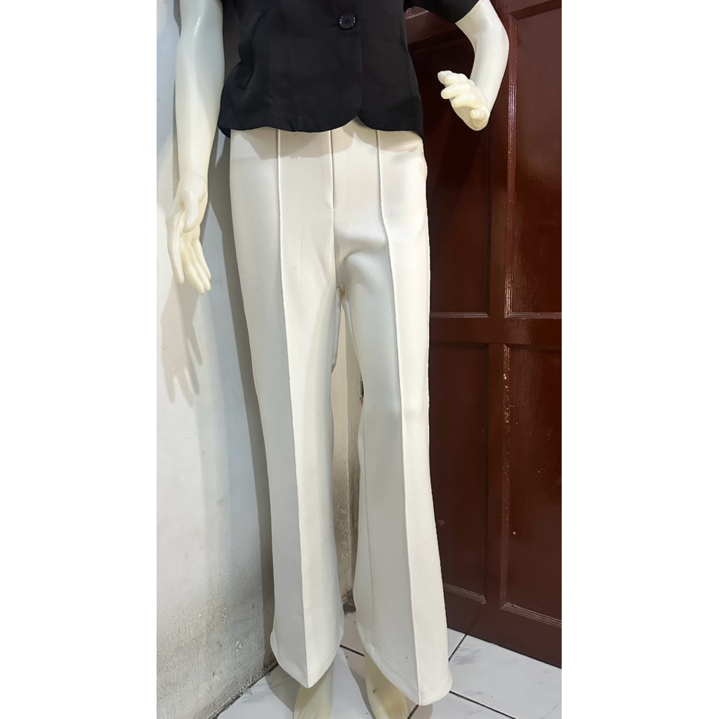 celan scuba warna putih cutbray