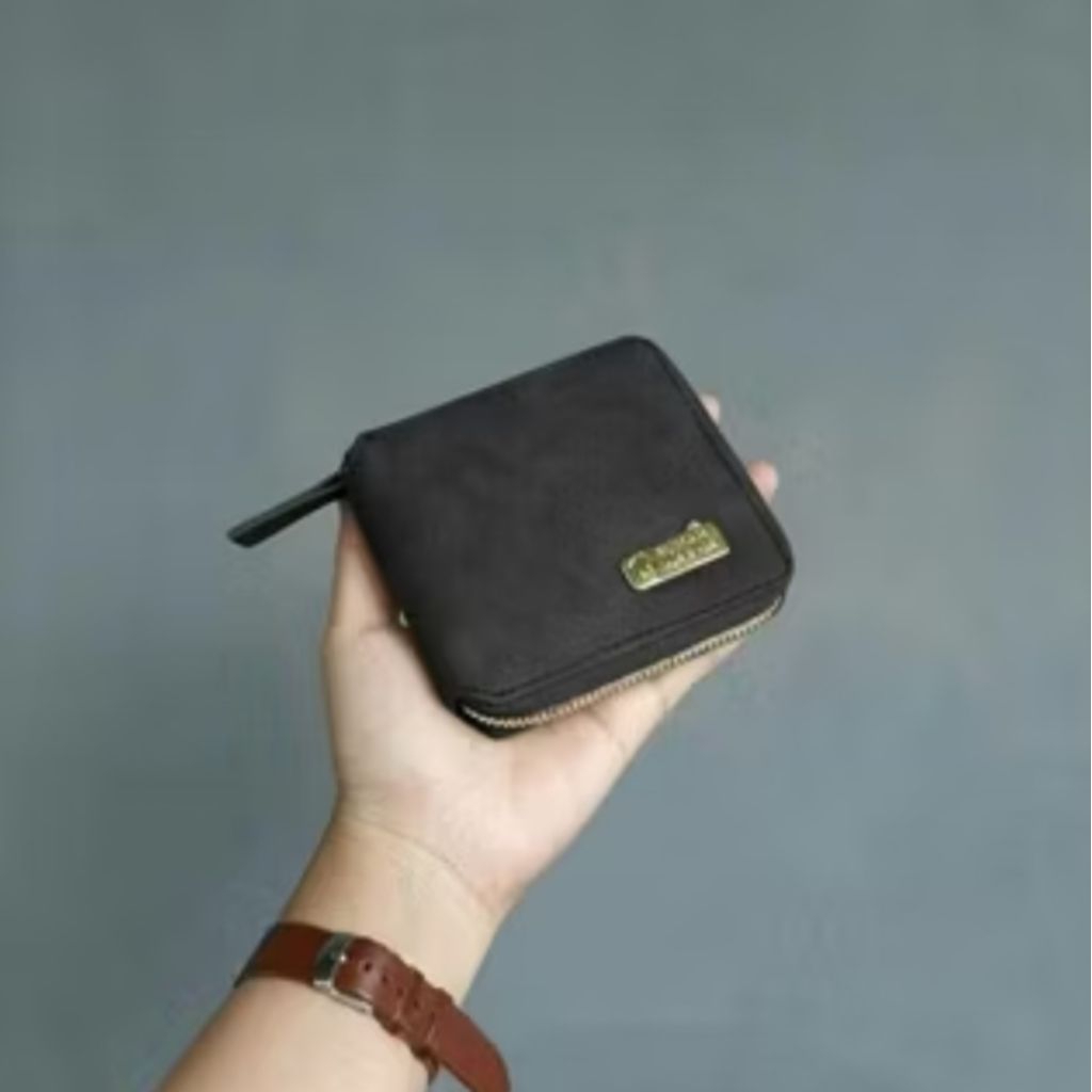 Dompet Eivel Rumah Warna
