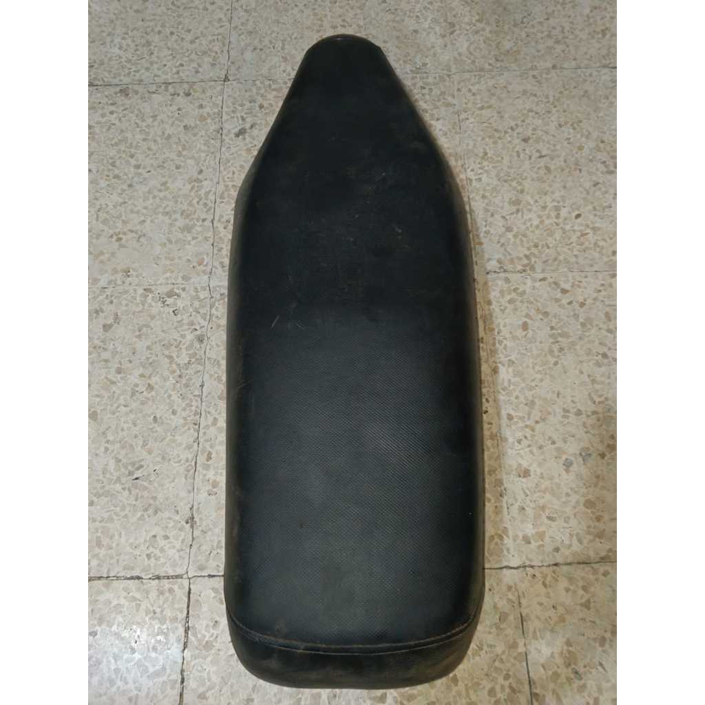 Jok Yamaha V75 V80 ( bawah / rangka plastik ) Bekas