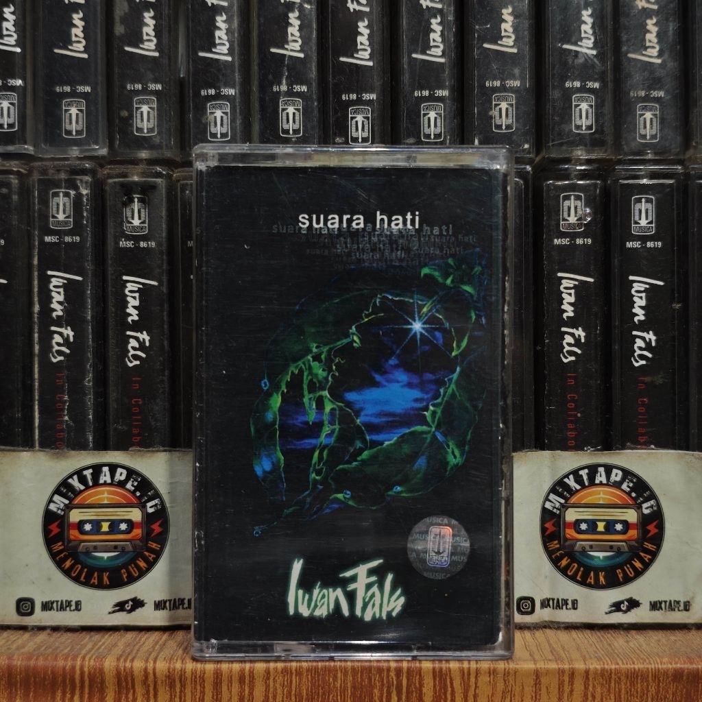 Kaset - Iwan Fals - Suara Hati - Kaset Pita - Radio Tape - Radio - Pemutar Kaset - Retro - Classic -