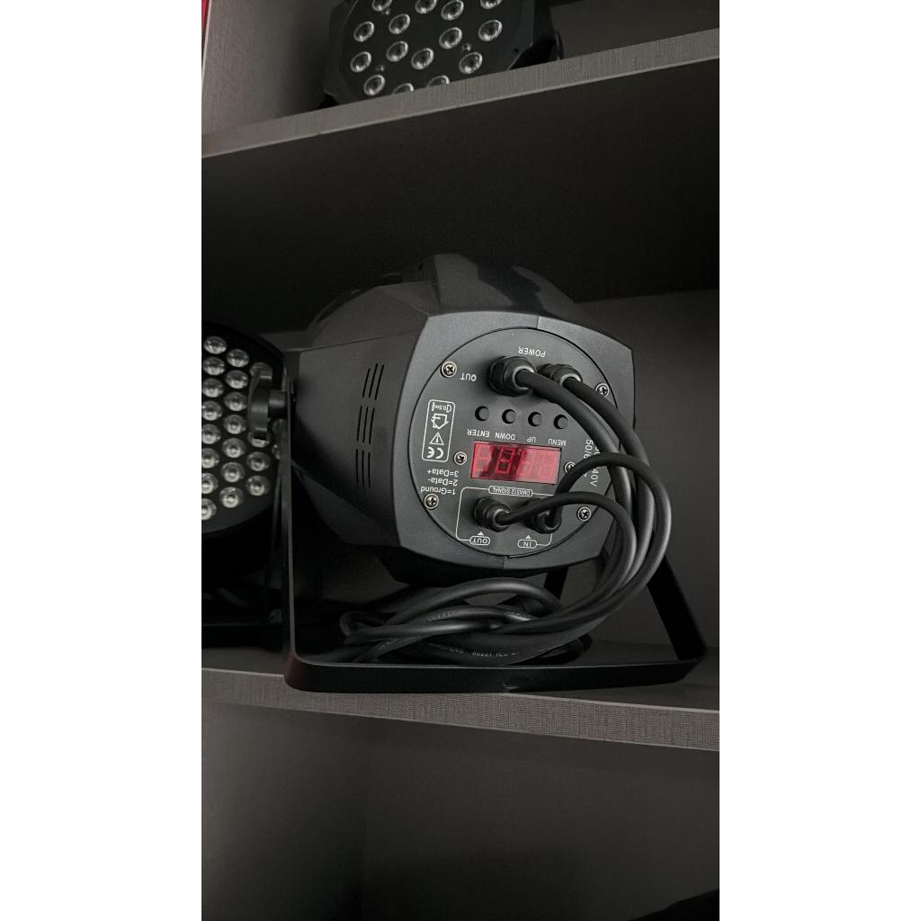 1 hardcase isi 8 Lampu Parled Heavy Duty 18×10 watt / 18 x 10 watt