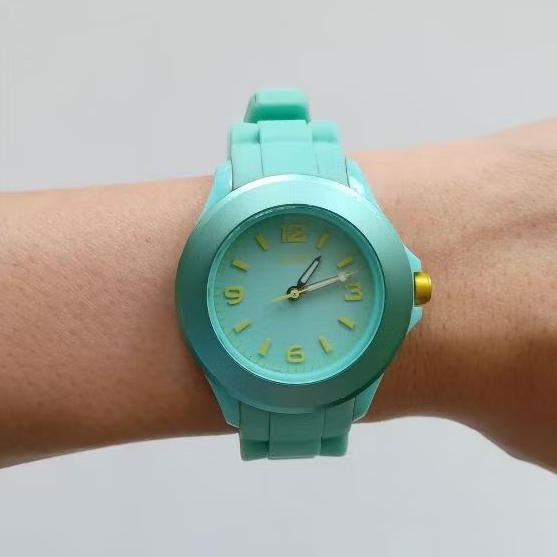 Preloved Jam Tangan Kasual Wanita Lloyd the Gift Korean Watch Mint Silikon Silicone