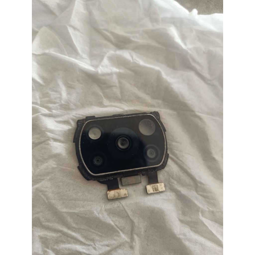 kamera belakang pocco x3 pro