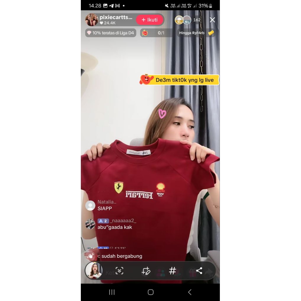 baju Ferrari shell maroon