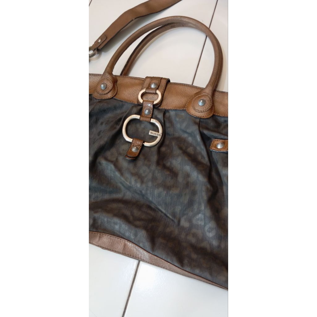 Tas Wanita Merk Guess Hobo Vintage Asli (Mantan)