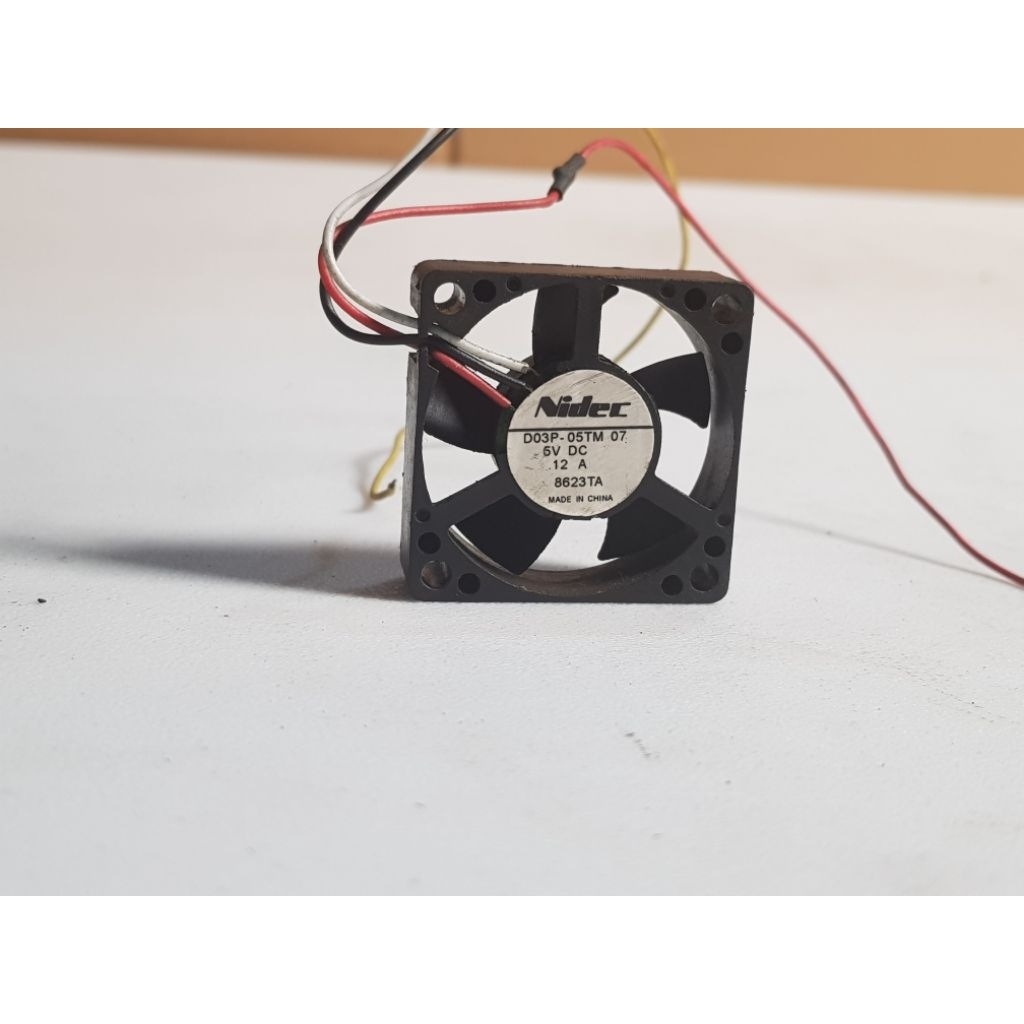 Fan kipas Nidec DC 5V_12A 3.5X3.5CM 3pin