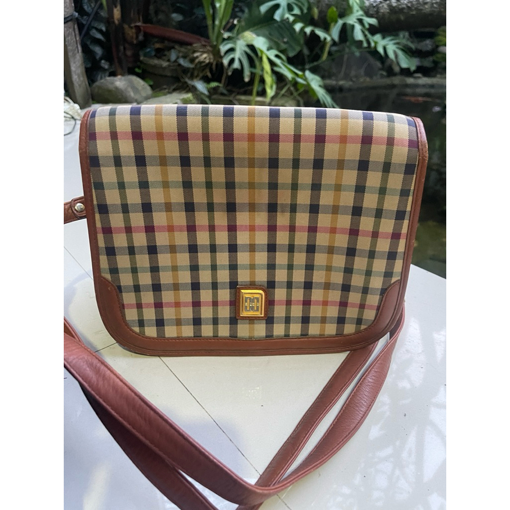 TAS DAKS