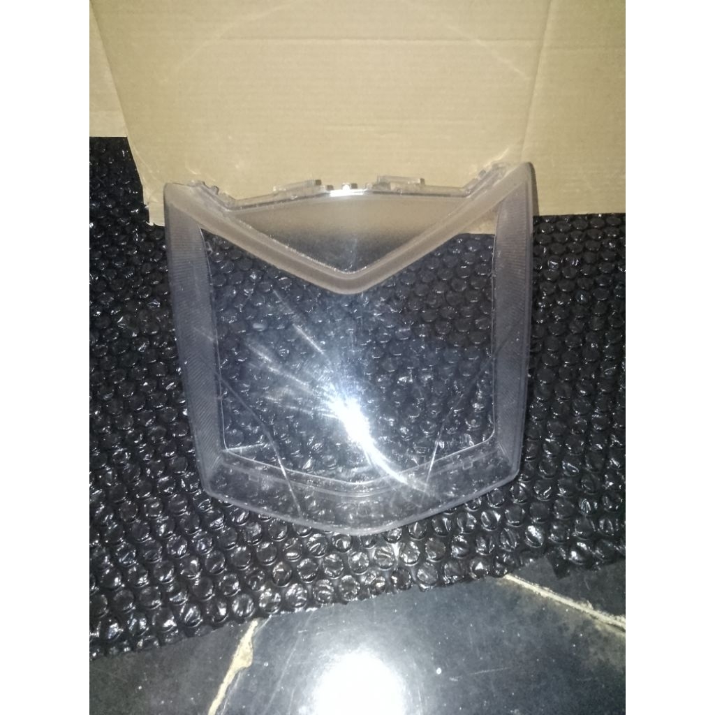 mika lampu depan motor Honda Beat fi th 2012