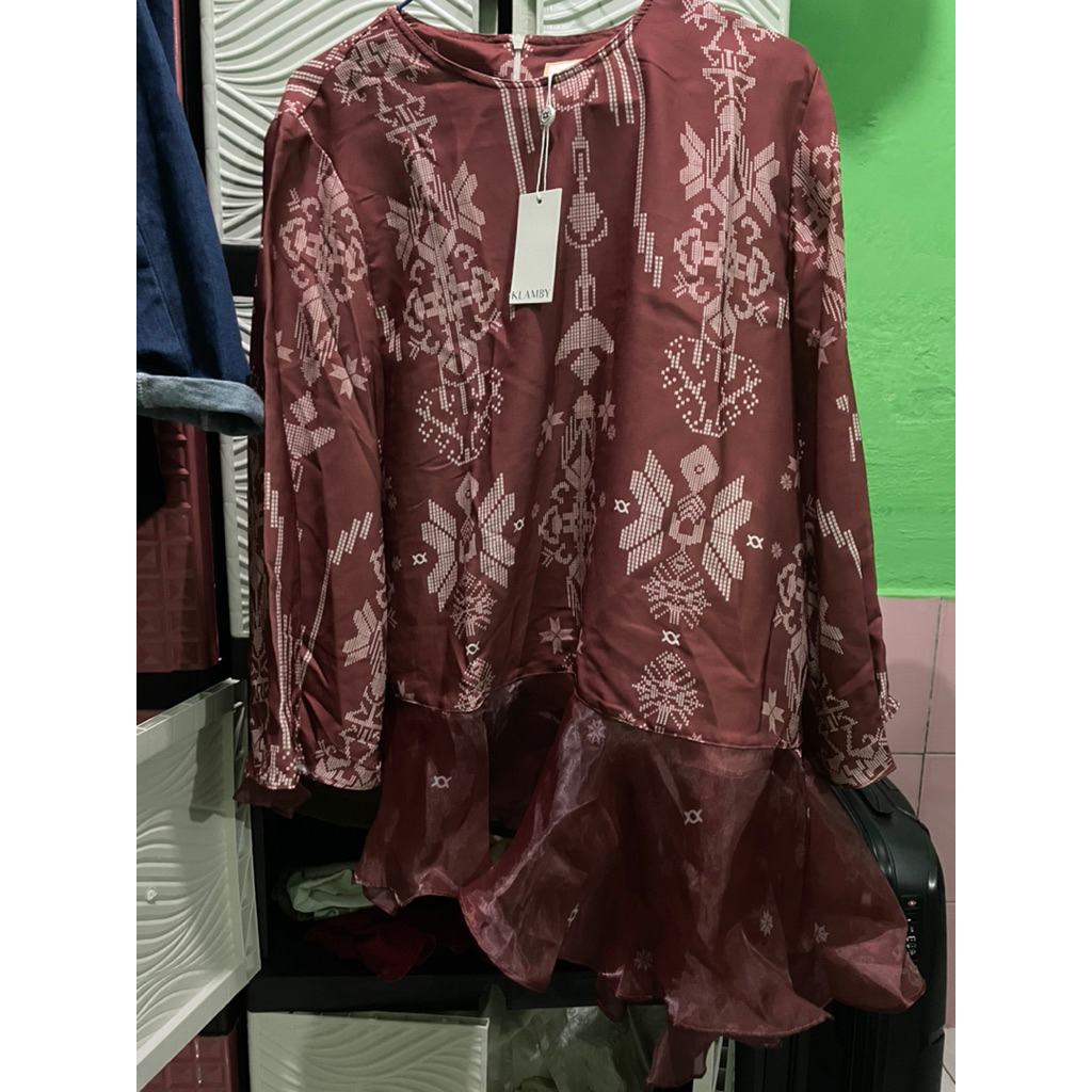 wearing Klamby Lingga blouse Maroon new