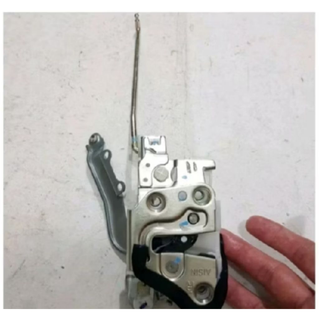 Door lock bagasi granmax luxio buka samping original