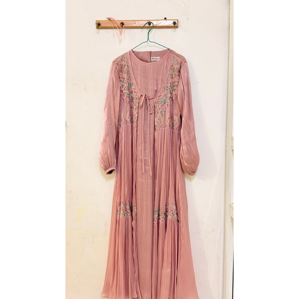 preloved gamis pesta shimmer pink & tile disty purple 2 pcs