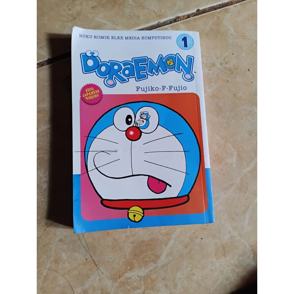 komik doraemon japanese binding vol 1