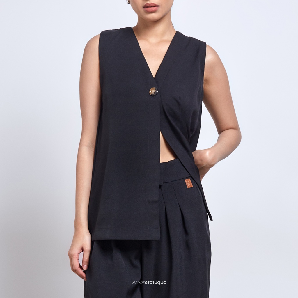 Wearstatuquo Jolene Vest Sleeveless Top - Black