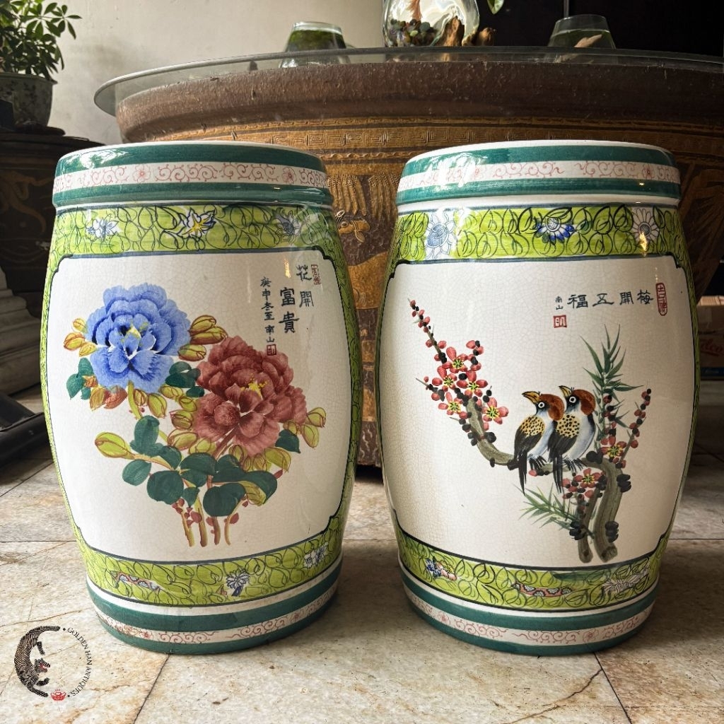 Guci China Antik Hijau Bunga