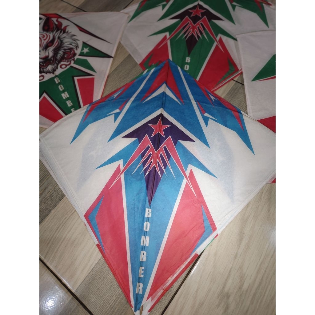 Layangan Sukhoi Standar - 50 pcs, Bahan Kertas Minyak, Arku Campur
