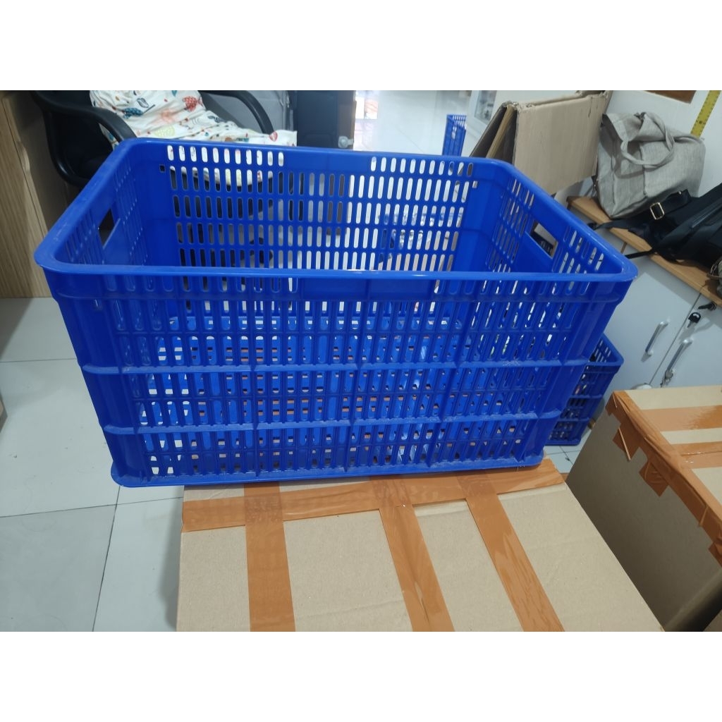 2206L container green leaf