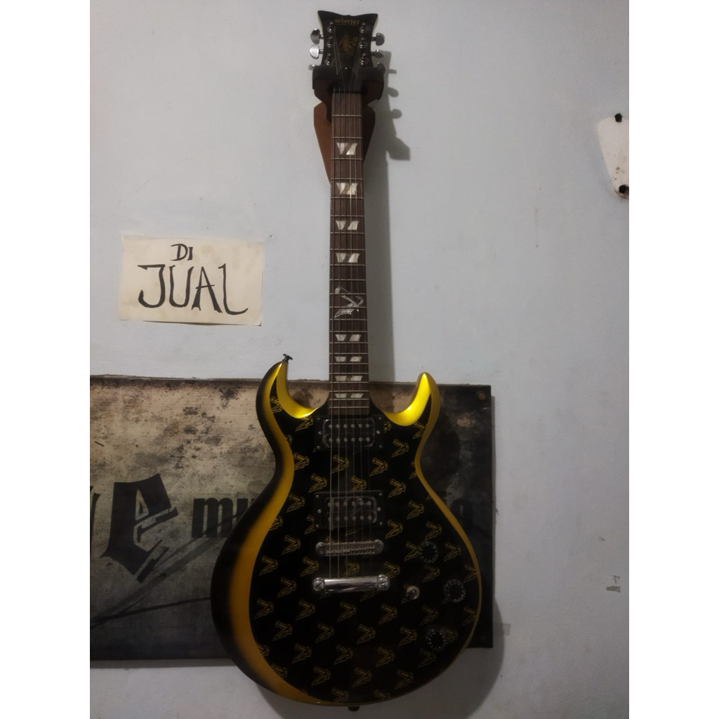 Schecter Diamond series