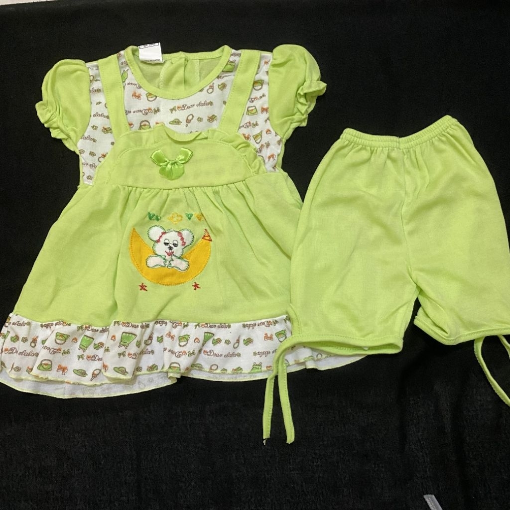 new ex kado setelan bayi perempuan 3-6 bulan