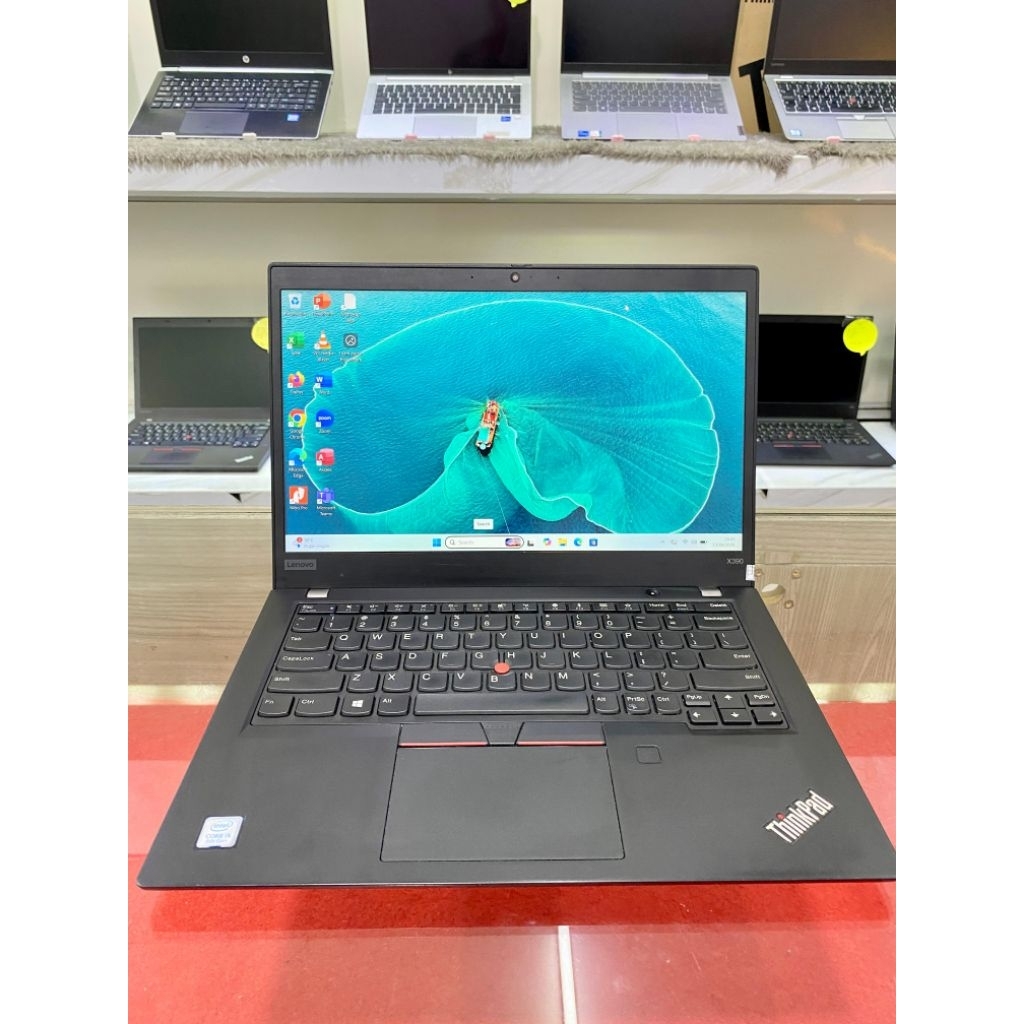 LENOVO THINKPAD X390