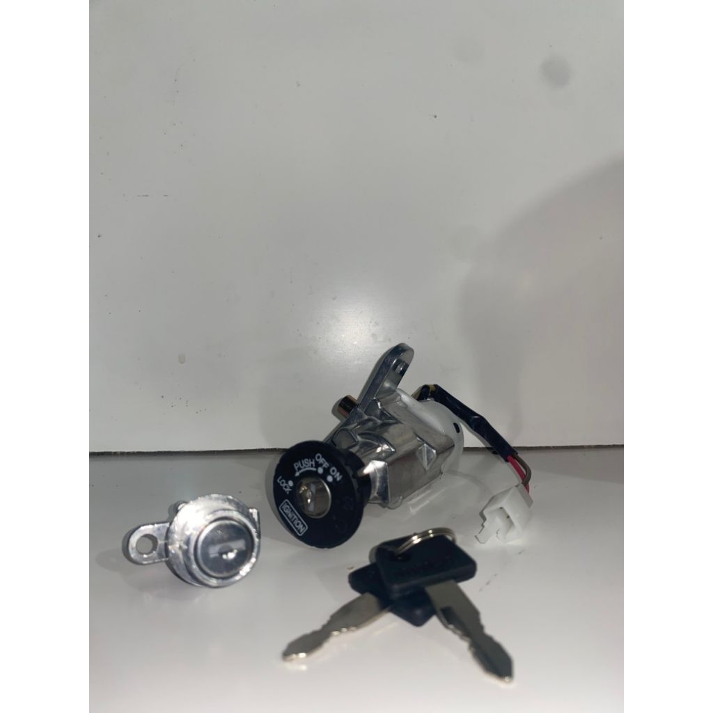 KUNCI KONTAK MOTOR JUPITER Z (SET) - HYM