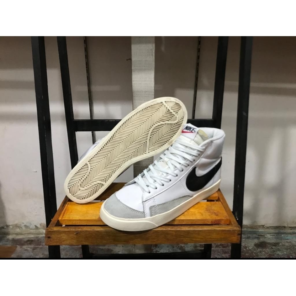 nike mid blazer