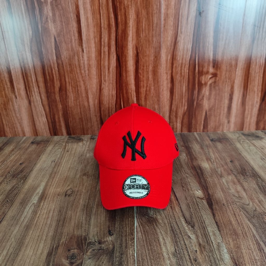 Topi Baseball NY Merah