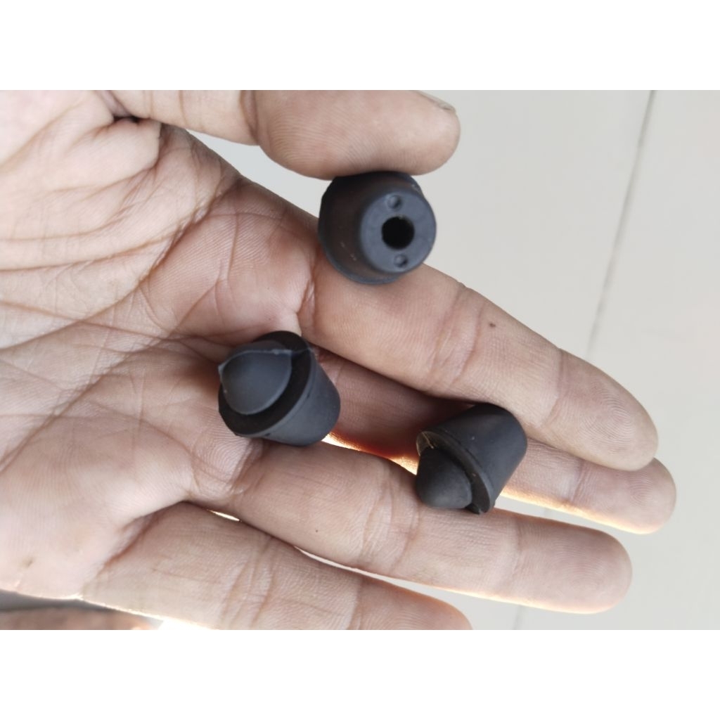 Karet Settoper Pintu,Karet Penahan Pintu Mobil Avanza,Xenia Vvti,Rush, Terios, Original