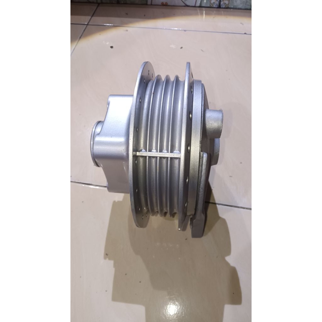 Tromol belakang Honda Cb 200 175 Kymco