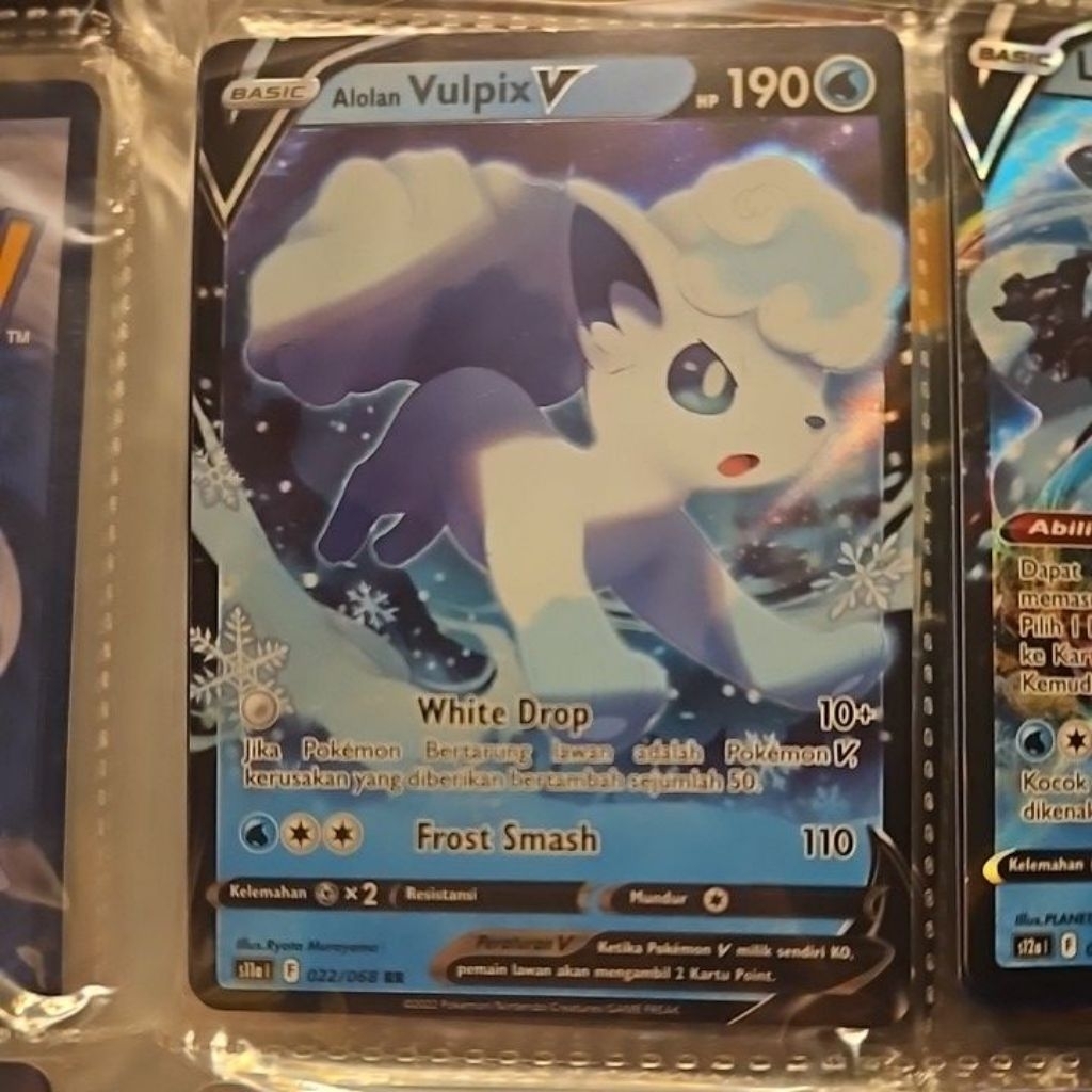 Kartu Pokemon Alolan Vulpix V RR
